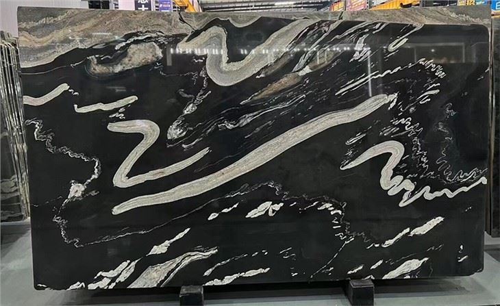 Granite Black Horse Slab 04